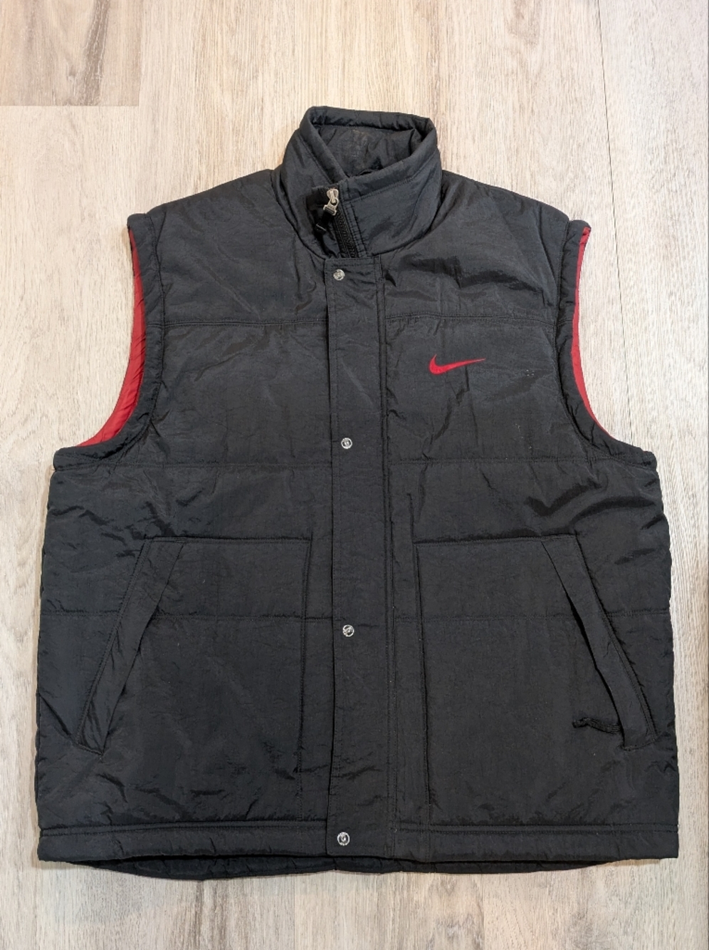 Vintage 90s Nike Black Sleeveless Puffer Vest Men’s Size M Retro Outerwear